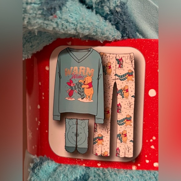 NWT Disney Winnie the Pooh 3-Piece Pajama Set - Picture 4 of 6